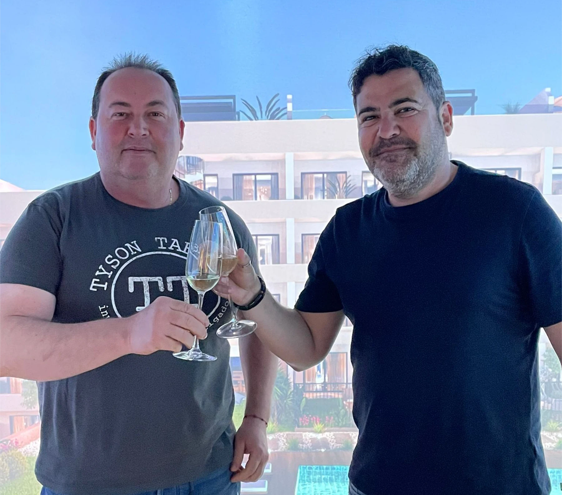 Brindamos por un nuevo comienzo